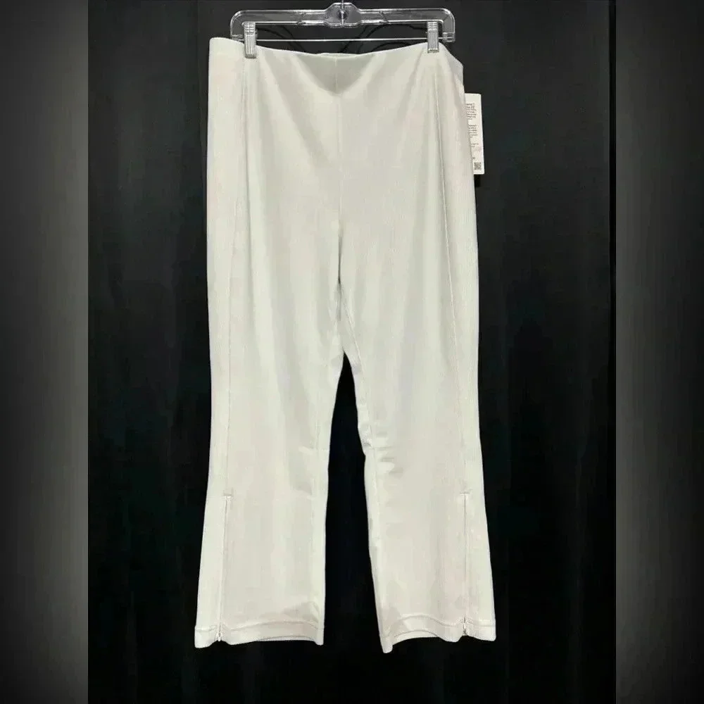 NWTs Lululemon Ribbed Softstreme Pants